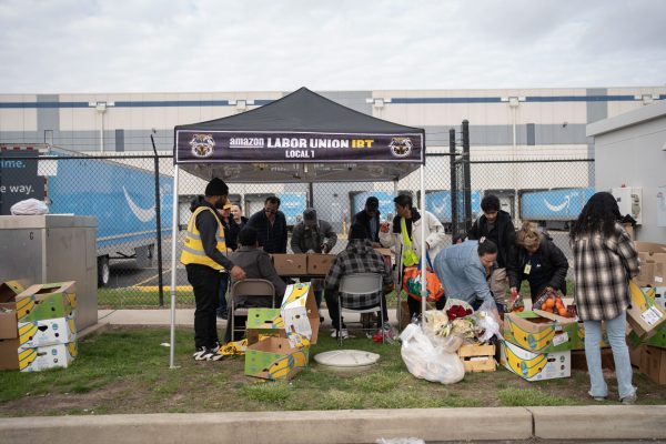 In response to the observation that many Amazon employees are struggling, food distributions (Pantry Day) are held twice a month in front of the JFK8 warehouse in New York for Amazon employees. These distributions are a way to counter the anti-union propaganda put forth by the multinational corporation and to demonstrate what a union can truly offer.